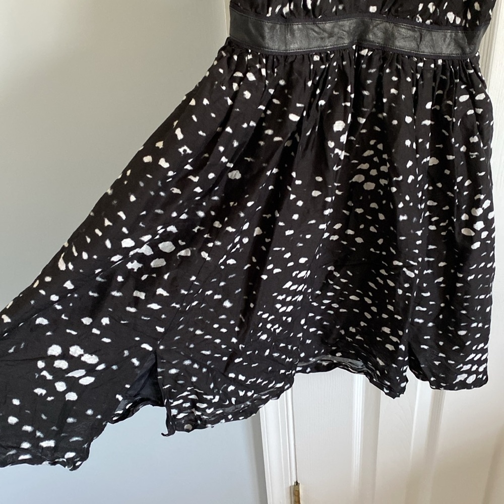 Bird by Juicy Couture Black and White Plunging Neckline Dress Women's Size 4 - Picture 4 of 9